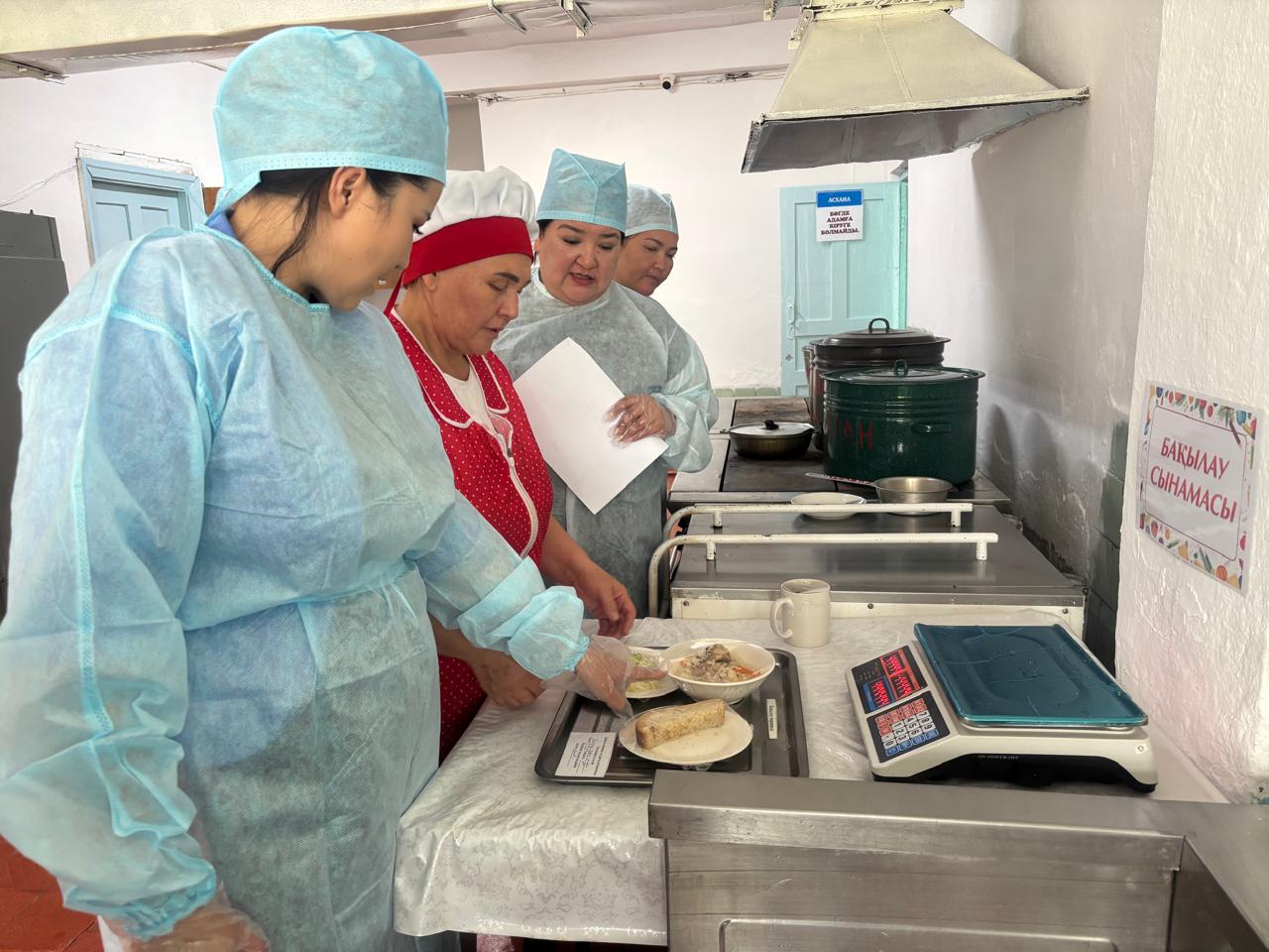 "Ыстық тамақпен қамту жұмысының, сапасын арттырайық" бракераж комиссиясының отырысы